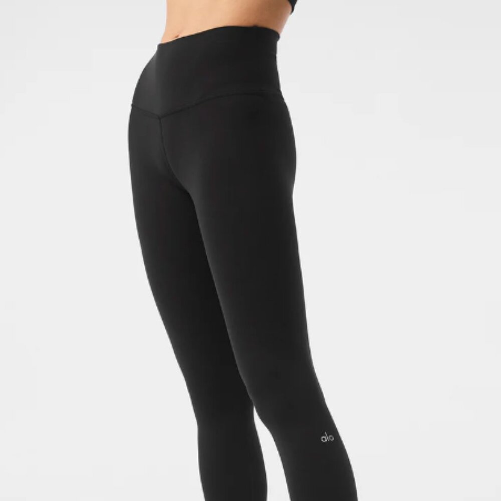 Alo Yoga High-Waist Airbrush Leggings in Black Size M